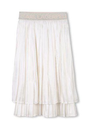 Jupe plissée blanche avec un design en couches, dotée d'une ceinture grise étincelante embossée du nom "KARL LAGERFELD" en lettres claires.