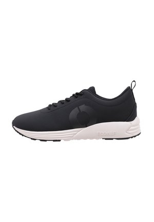 Zapatillas deportivas negras con un diseño elegante y ligero, que cuentan con una parte superior suave, una suela blanca en contraste y un sutil detalle del logo.