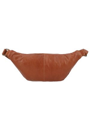 Riñonera de cuero marrón con una textura suave, forma redondeada y correa ajustable. Presenta costuras visibles a lo largo de las uniones.