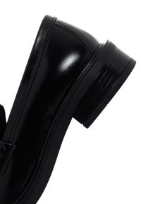 Derimod Scarpe senza lacci - black