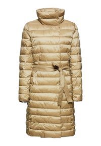 Beige gepolsterter Mantel mit hohem Kragen und taillierter Taille. Mit horizontalen Steppnähten und einer glatten, glänzenden Oberfläche.