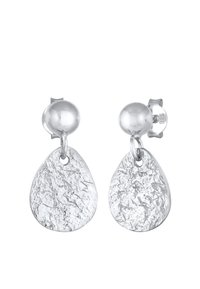 Boucles d'oreilles en argent composées d'un clou sphérique poli et d'un pendentif en forme de goutte texturé, en argent sterling 925 avec une finition réfléchissante.