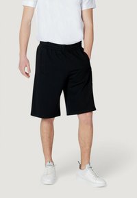 Sportovní kraťasy - black