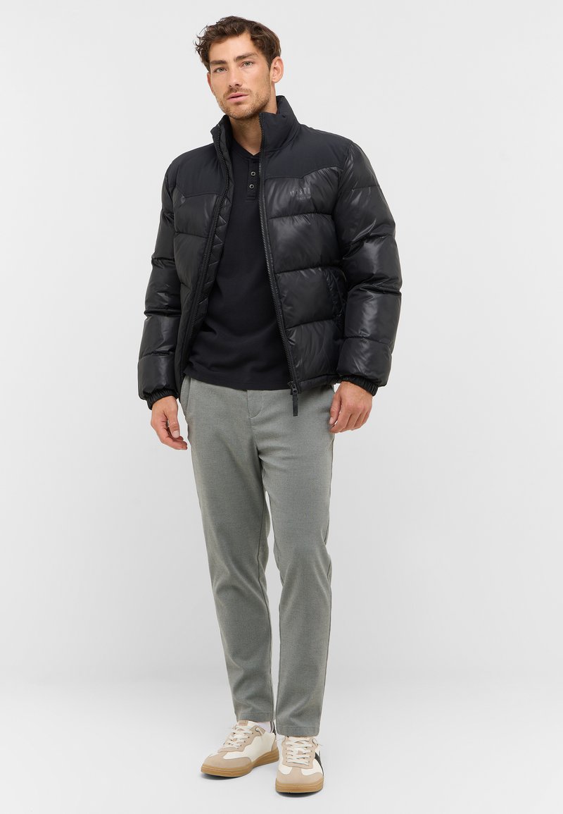 mustang Chino grijs gemêleerd