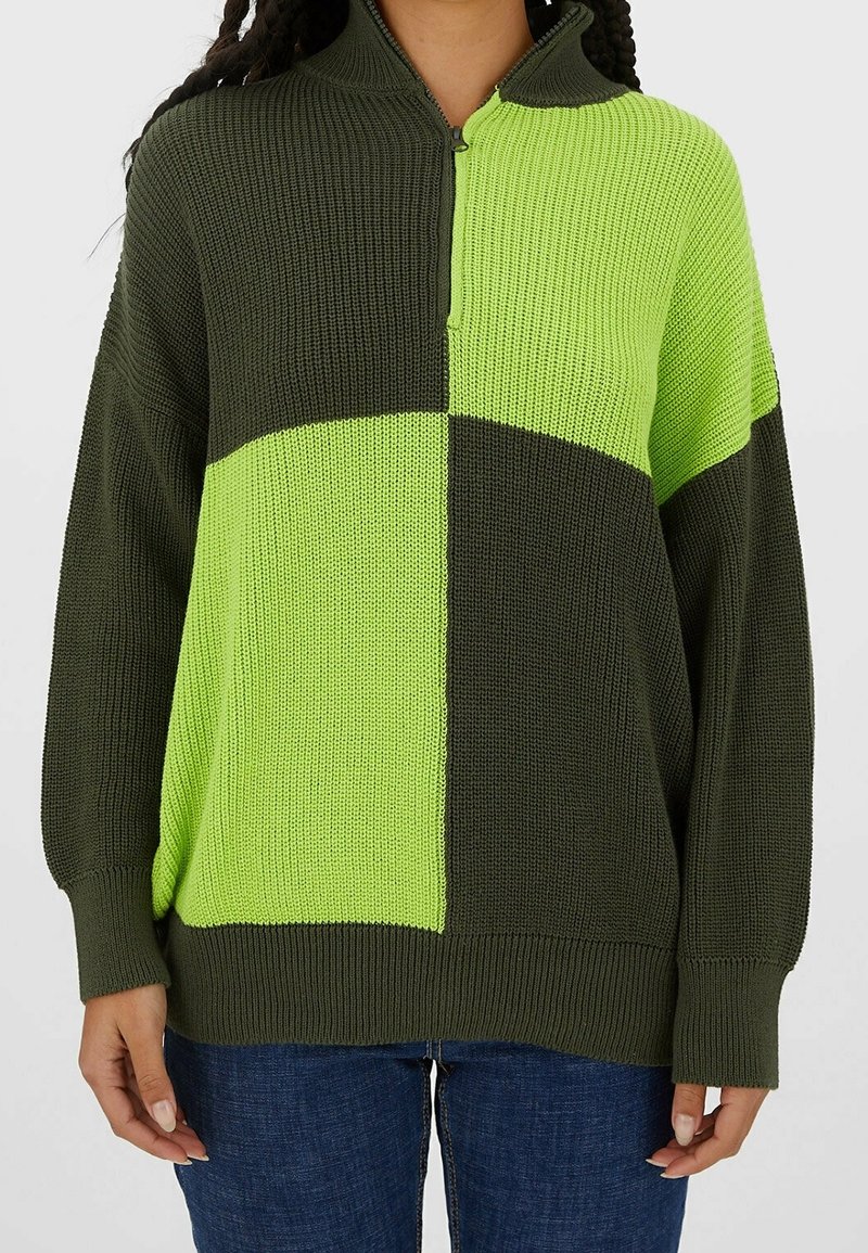 Stradivarius Sweter