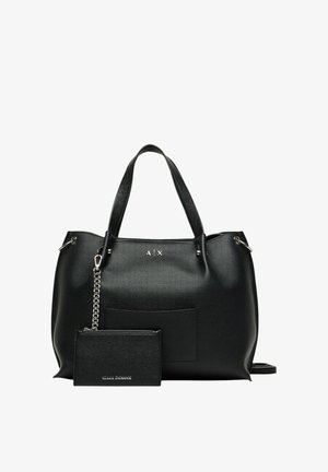 Borsa tote in pelle nera strutturata con doppi manici e piccola pochette attaccata, caratterizzata da una catena argentata e dal marchio Armani Exchange.