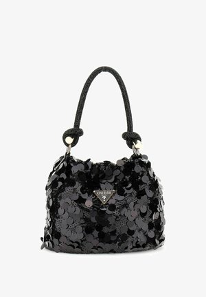 Sac à main noir en sequins avec une forme arrondie, une anse tressée noire et une plaque logo Guess argentée à l'avant. Surface texturée et brillante.