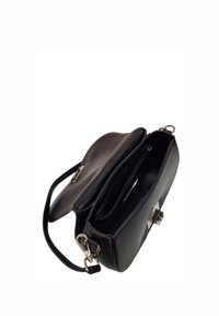 Borsa a tracolla in pelle nera con texture liscia, doppio scomparto, tasche con zip e dettagli in metallo argentato.