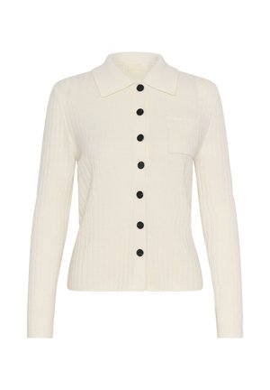 Cremfarbener gerippter Cardigan mit spitzem Kragen, langen Ärmeln, schwarzen Knöpfen vorne und einer einzelnen Brusttasche.