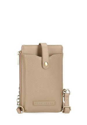 Bolso bandolera mini texturizado en beige con cierre de solapa con botón, bolsillo frontal, cremallera lateral, correa ajustable y parche con el logo de "Pepe Jeans".