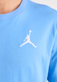 Jordan JUMPMAN CREW - Basic póló - legend blue/white