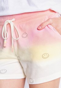 PJ Salvage Shorts - multicolor