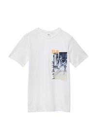 Witte katoenen T-shirt met een blauwe grafiek van een stadsbeeld, oranje Japanse tekst en de onderschrift "TOKYO CITY LIGHTS" onderaan.