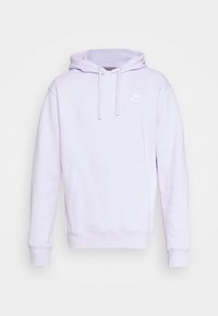 Lila hoodie med känguruficka, ribbade muddar och en liten vit Nike-logga på bröstet. Mjukt tyg med slät struktur.