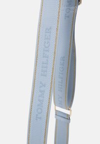 Tommy Hilfiger MONOTYPE CROSSOVER - Cross body bag - breezy blue