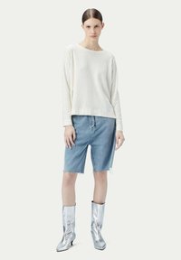 GOBI Cashmere BOATNECK - Strickpullover - white