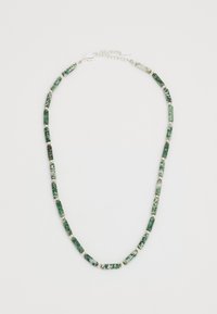 Δεν επιλέχθηκε, green moss