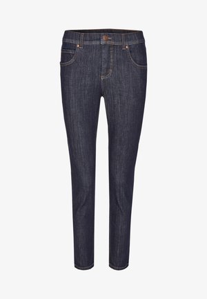 Granatowe dżinsy o slim fit, z pięcioma kieszeniami i kontrastowym przeszyciem. Posiadają zapięcie na guzik oraz szlufki na pasek w talii.