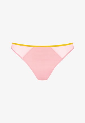 Roze stringondergoed met een zachte textuur en een gele tailleband. Heeft een eenvoudig ontwerp met minimale stiksels en een geometrische vorm.