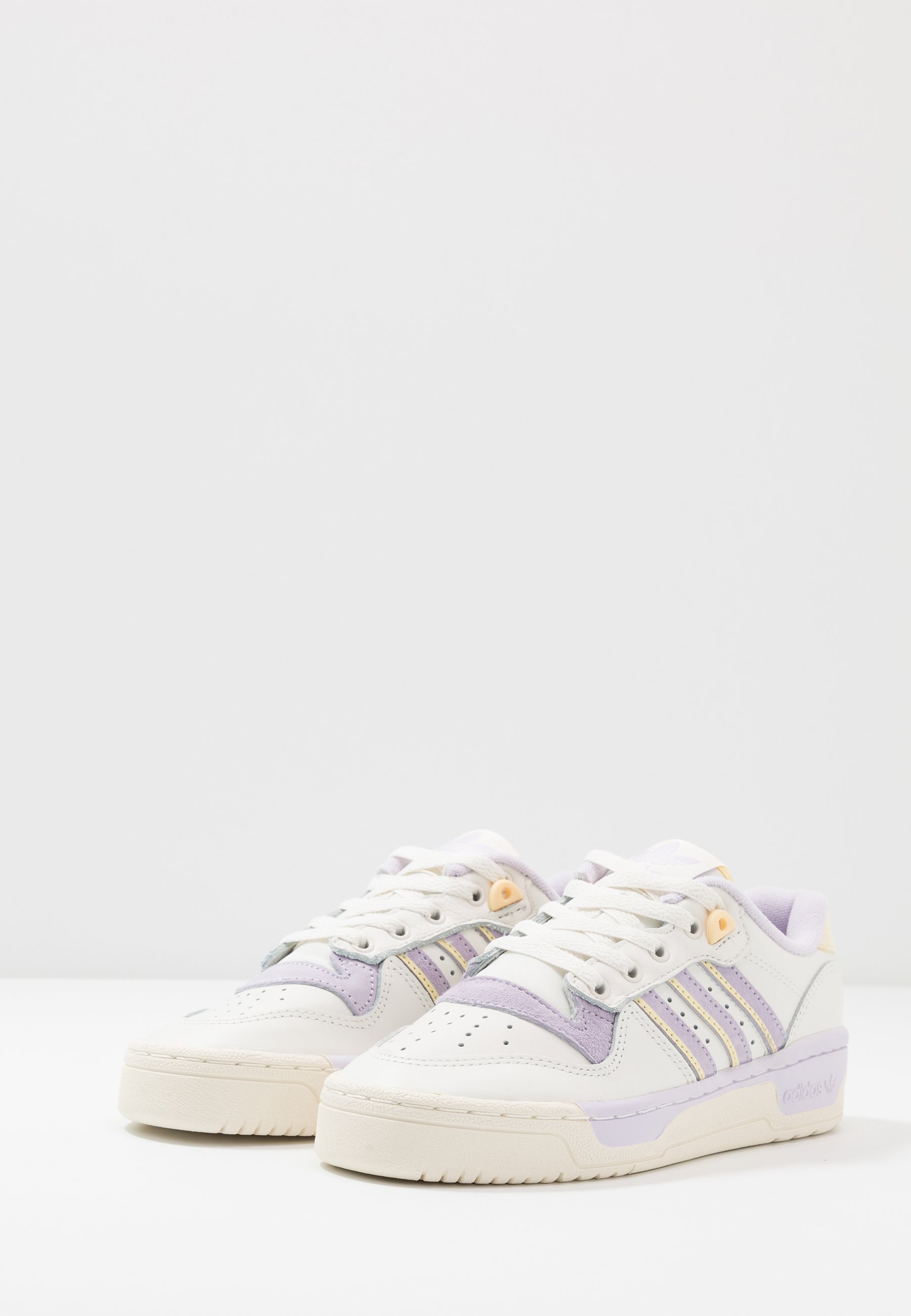 RIVALRY Sneakers cloud whiteoffwhitepurple tint RIVALRY Sneakers cloud whiteoffwhitepurple tint