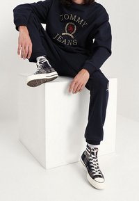 Tommy Jeans Sudadera - dark green