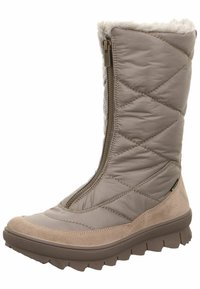 Botas con un exterior acolchado gris, borde de pelo sintético, cremallera lateral y suela de goma gruesa; acentos de ante texturizado en la base.