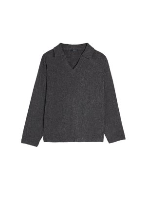 Maglione grigio a maglia con scollo a V e colletto, caratterizzato da maniche lunghe e un tessuto testurizzato, che presenta una vestibilità rilassata e un orlo dritto.