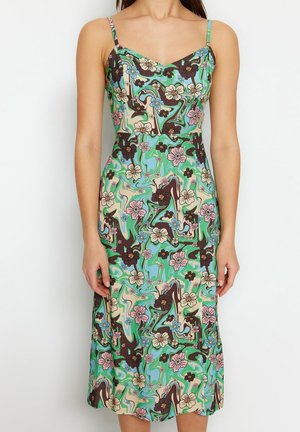 Hverdagskjole - pink