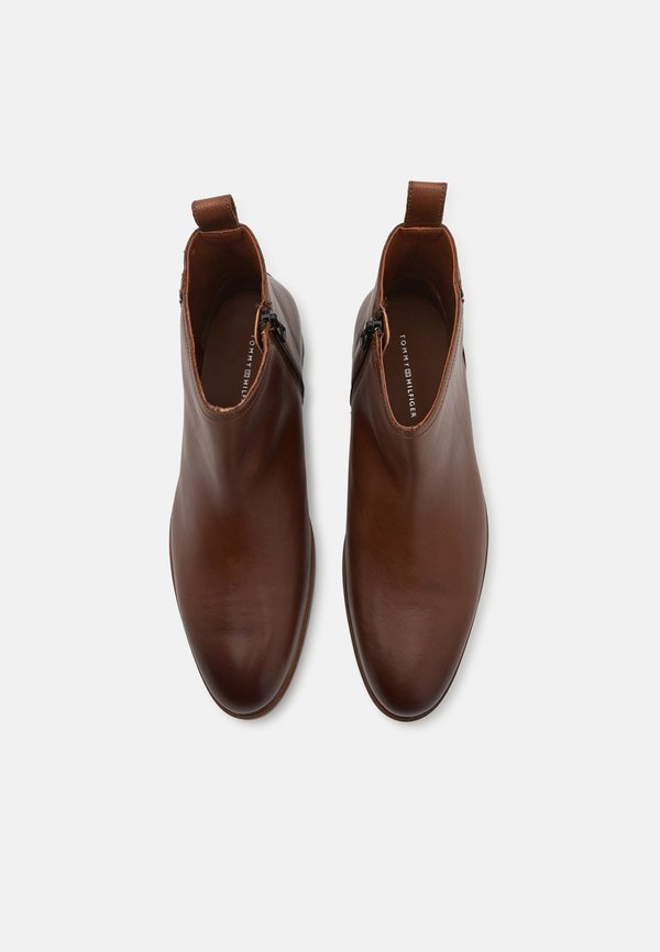 CHELSEA - Classic ankle boots - winter cognac3
