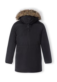 Juodas parka tipo švarkas su kailiu išklota kapišonu, ilgomis rankovėmis ir tiesiu kirpimu. Audinys lygus, matinio paviršiaus, sukurtas šilumai.
