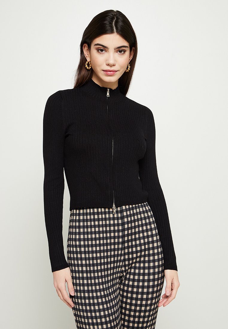 Strickjacke
