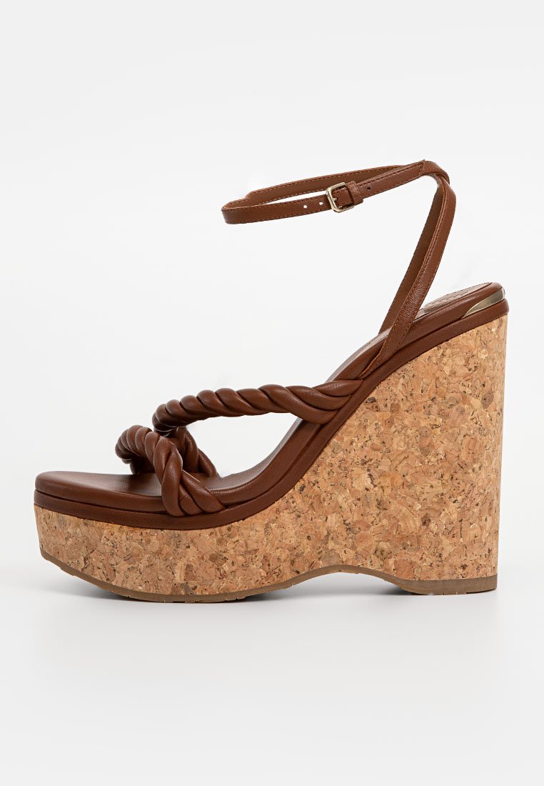 Jimmy Choo Sandalen met sleehak bruin