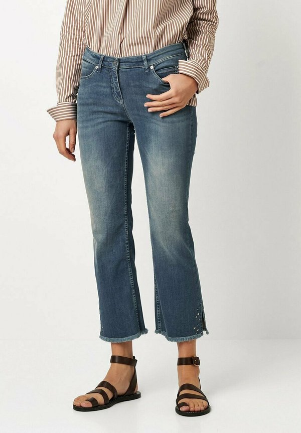 STYLE PERFECT SHAPE - Flared Jeans