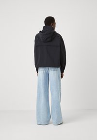 Barbour International ROUSE SHOWERPROOF - Bomber-jakk - black