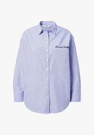 Gestreifte Baumwoll-Hemdkäppchen in Blau und Weiß, mit langen Ärmeln, einem Kragen und gesticktem Text "Wer hat Montag eingeladen."