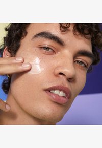 Byoma MOISTURIZING RICH CREAM - Getinte dagcrème