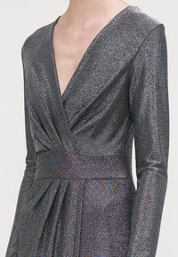 WAL G TALL LOLA GLITTER WRAP DRESS - Roupa de cerimónia - silver
