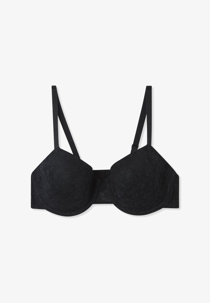 Czarny koronkowy biustonosz z wyprofilowanymi miseczkami, regulowanymi ramiączkami oraz gładką taśmą z tyłu. Posiada zdobienia w kwiatowy wzór na miseczkach.