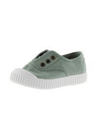 Scarpa slip-on verde in tela con tre occhielli rotondi, suola in gomma bianca e superficie testurizzata.