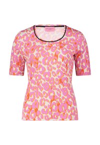 Krátký rukáv top z ribbového materiálu s leopardím potiskem v růžové, oranžové a krémové barvě, zaobleným výstřihem a kontrastním černým lemem.