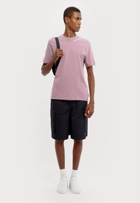 EA7 Emporio Armani UNISEX - T-shirt basic - toadstool