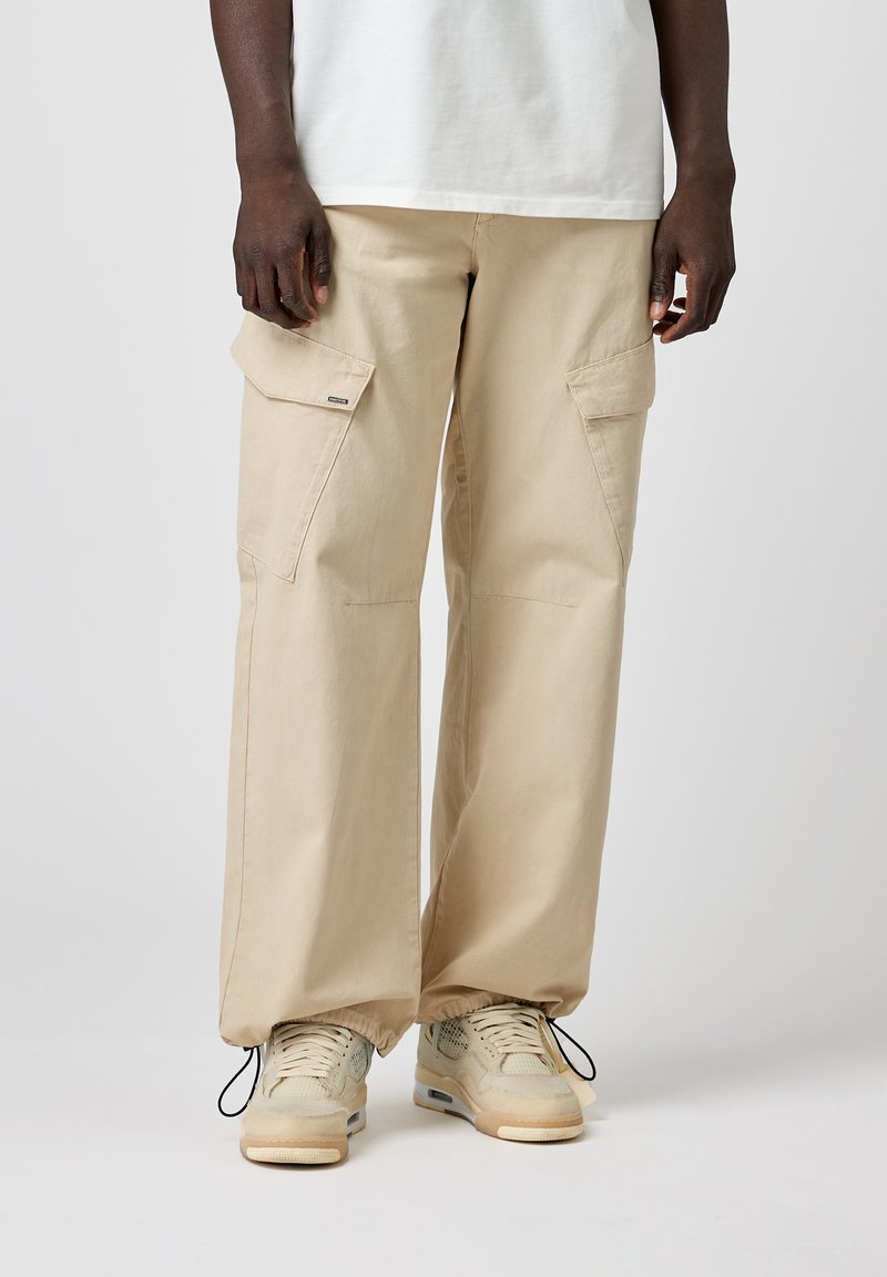 EIGHTYFIVE WIDE PANTS Cargo trousers beige Zalando.co.uk