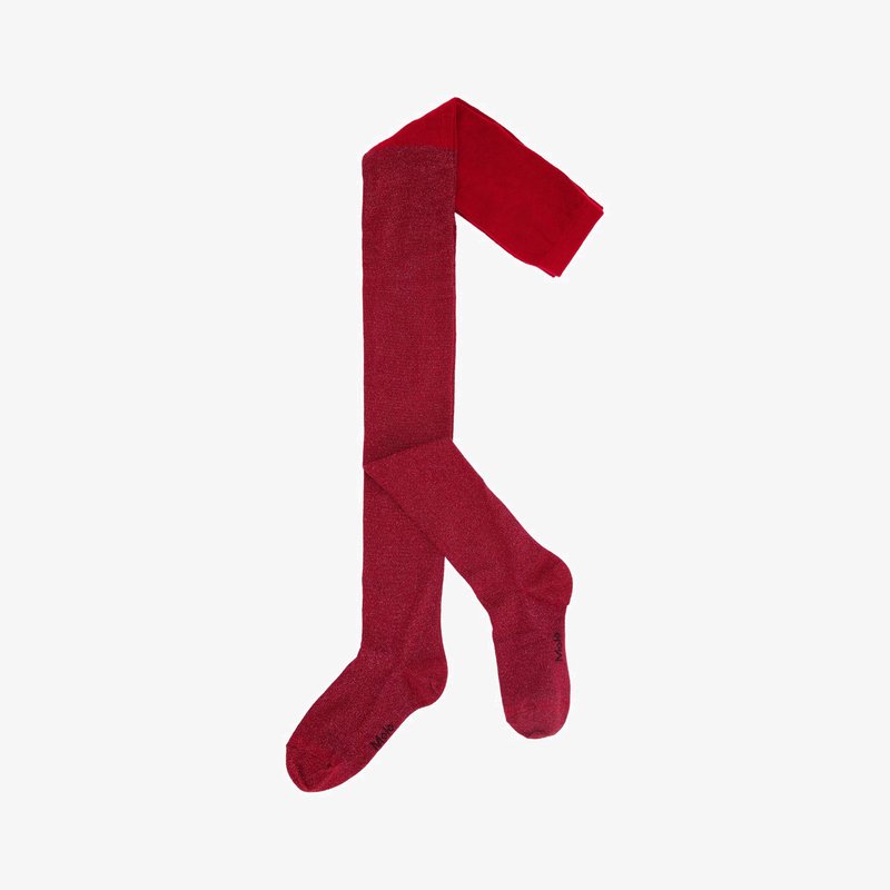 Paire de chaussettes rouges montant jusqu'au genou, avec une chaussette croisée sur l'autre, présentée sur un fond blanc.