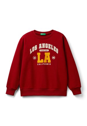 Sweat-shirt rouge avec texte jaune et blanc indiquant "Los Angeles Downtown 1965 LA California", avec poignets et ourlet côtelés.