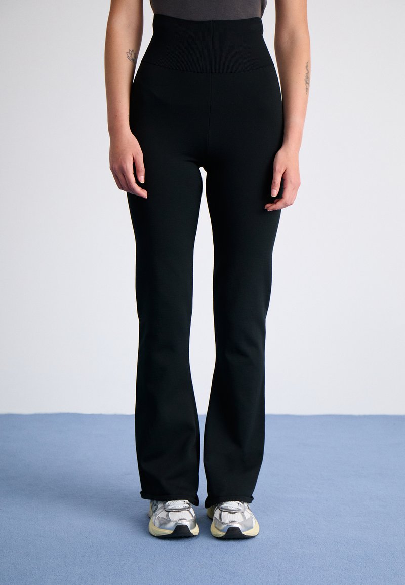 Nike Sportswear Tracksuit bottoms - black