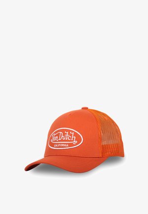 Casquette trucker orange avec un devant uni, un dos en mesh et un logo blanc "Von Dutch California" brodé sur le panneau avant. Visière courbée.