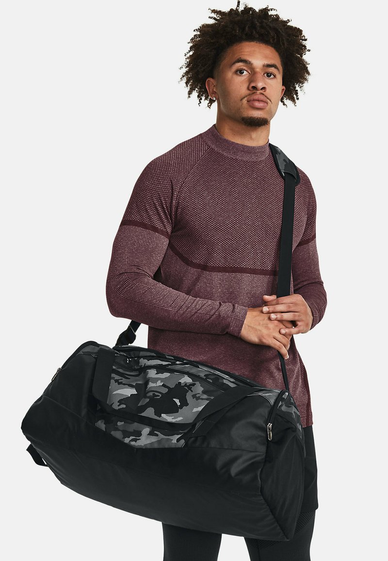 Under Armour UNDENIABLE 5.0 MEDIUM - Bolsa de deporte - black