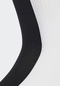 adidas Originals ADIBREAK CREW 2.0 PAIRS - Čarape - white/black