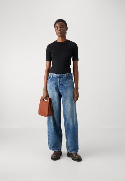 IVY OAK KRISTIN - T-shirt basique - black