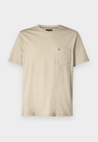 Unselected, sandalwood